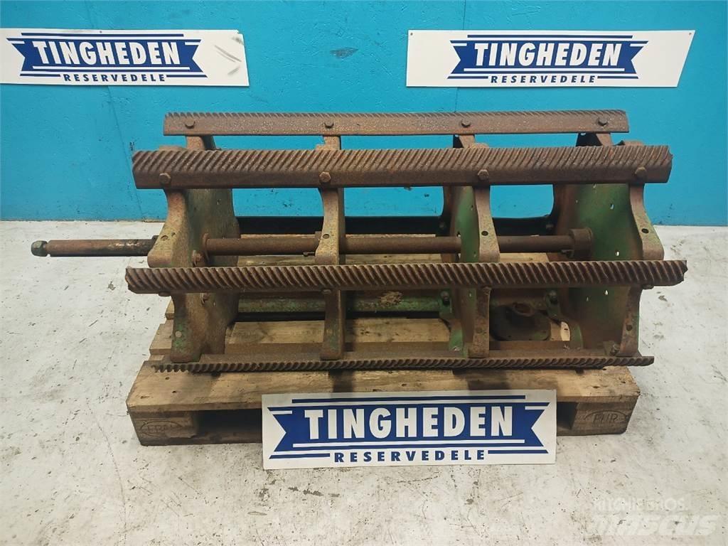 John Deere 1042 Accesorios para cosechadoras combinadas