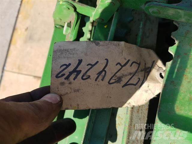 John Deere 1052 Accesorios para cosechadoras combinadas