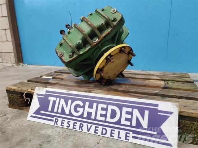 John Deere 1085 Accesorios para cosechadoras combinadas