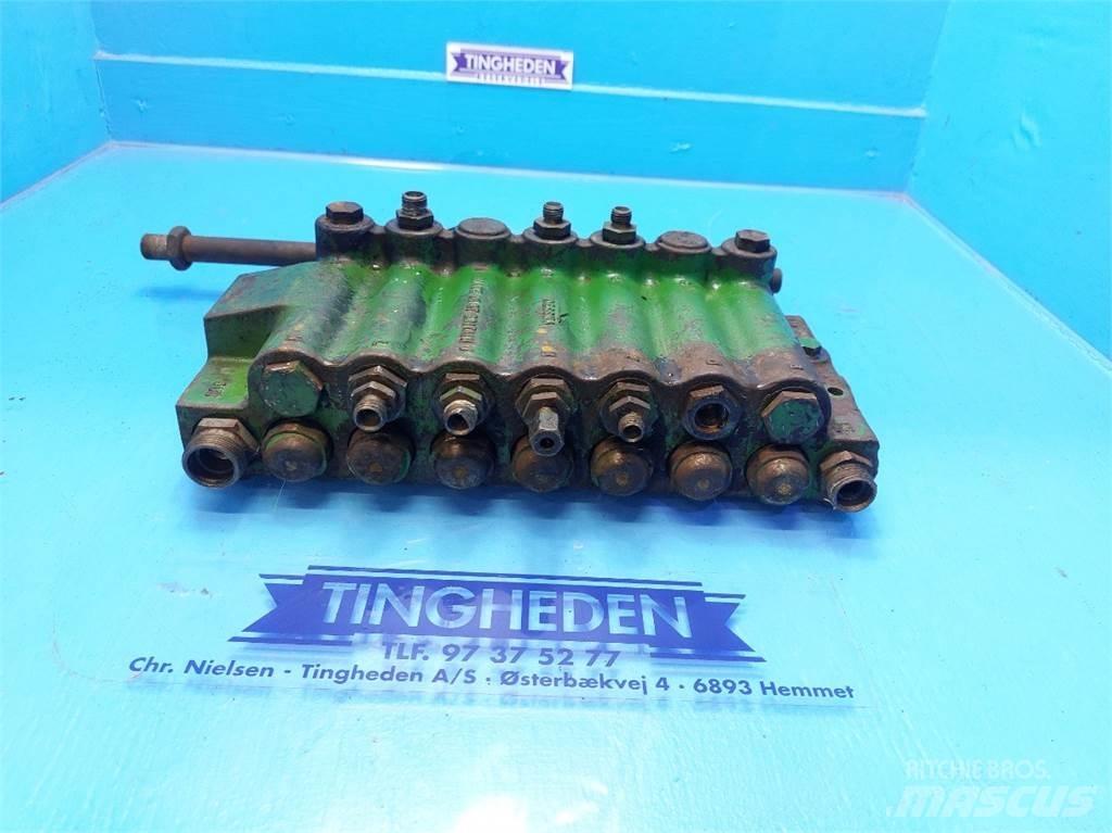 John Deere 1085 Hidráulicos