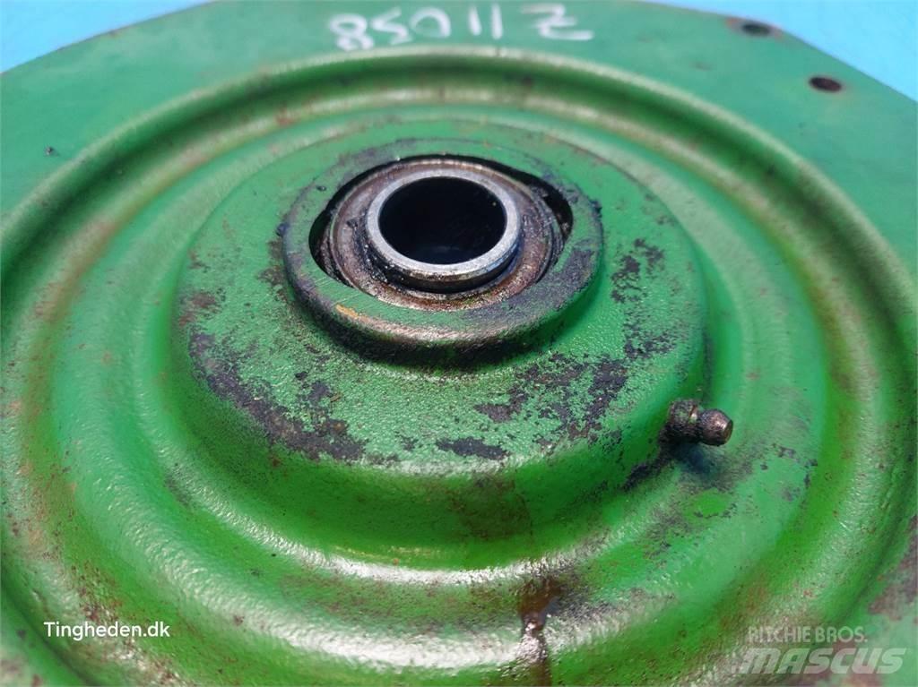 John Deere 1085 Esparcidoras de arena y sal
