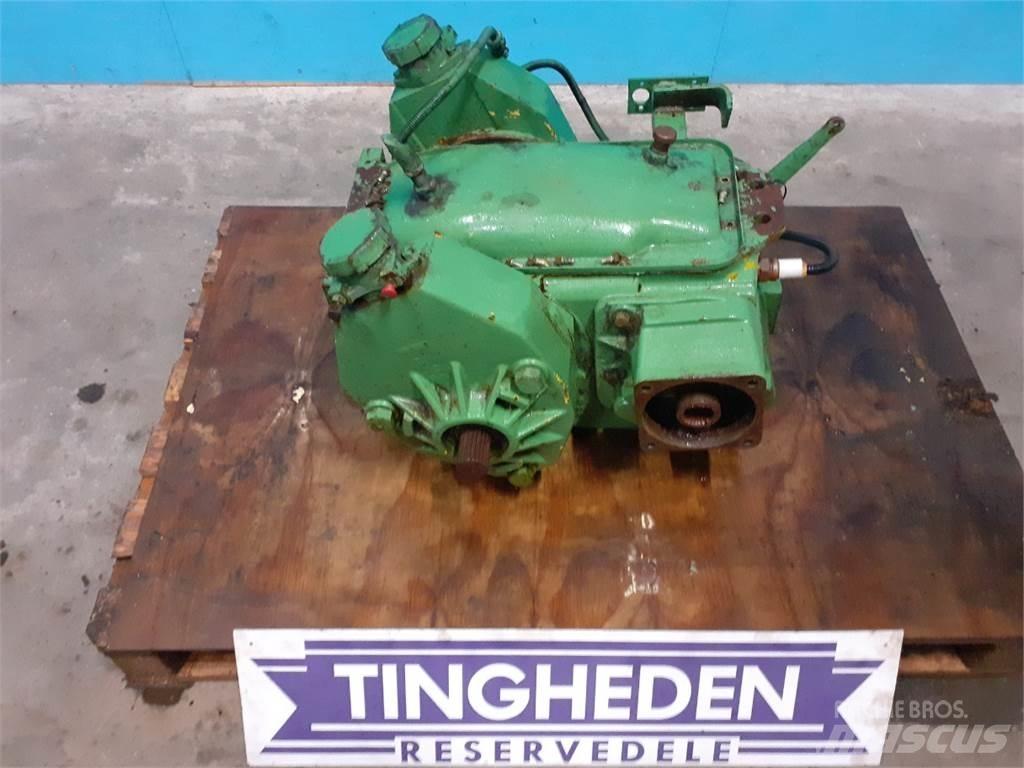 John Deere 1177 Transmisión