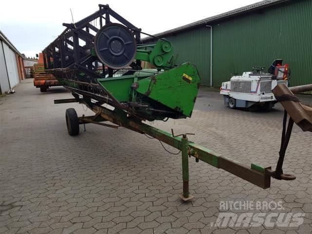 John Deere 16 Accesorios para cosechadoras combinadas
