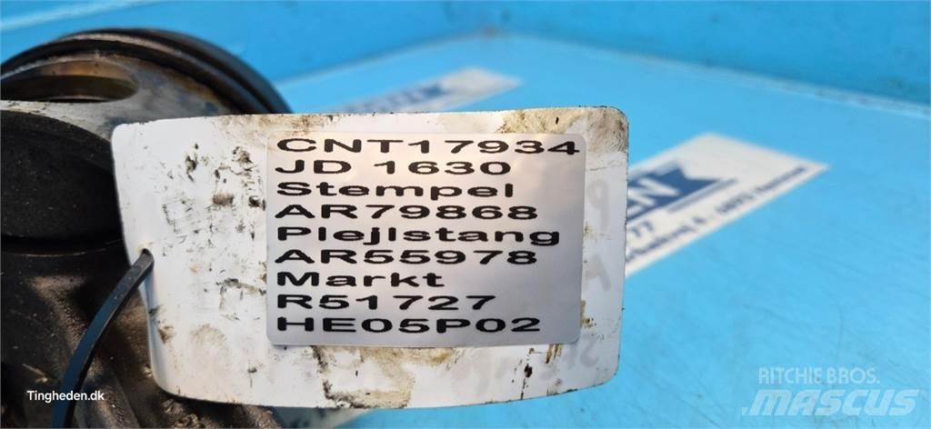 John Deere 1630 Motores