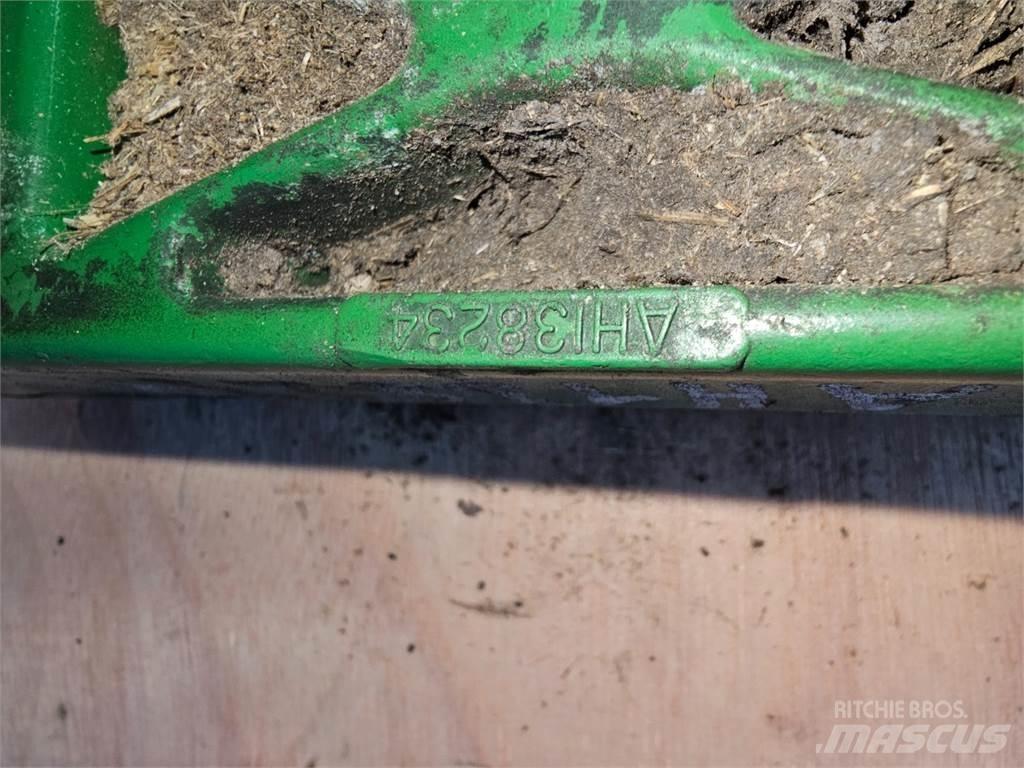 John Deere 2054 Esparcidoras de arena y sal