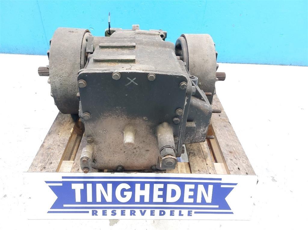 John Deere 2254 Transmisión