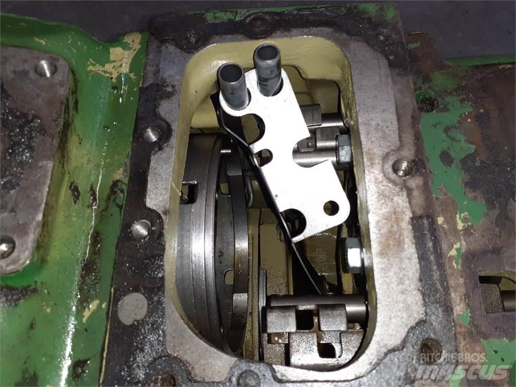 John Deere 2840 Transmisión