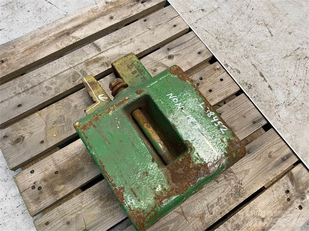 John Deere 3040 Contrapeso delantero
