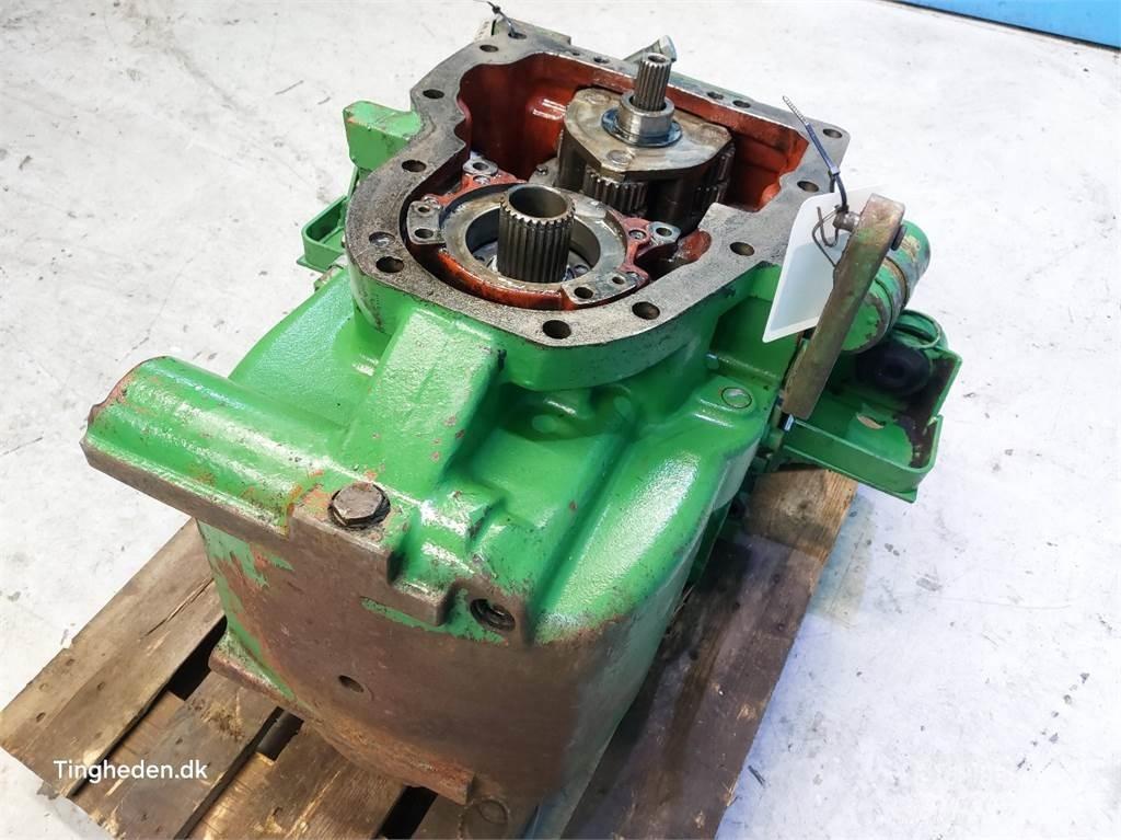 John Deere 4040S Transmisión