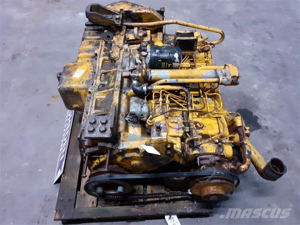 John Deere 644B Motores