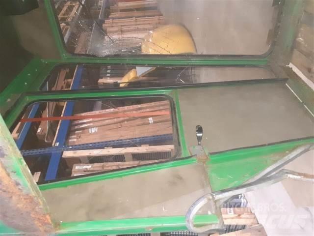 John Deere 955 Cabina