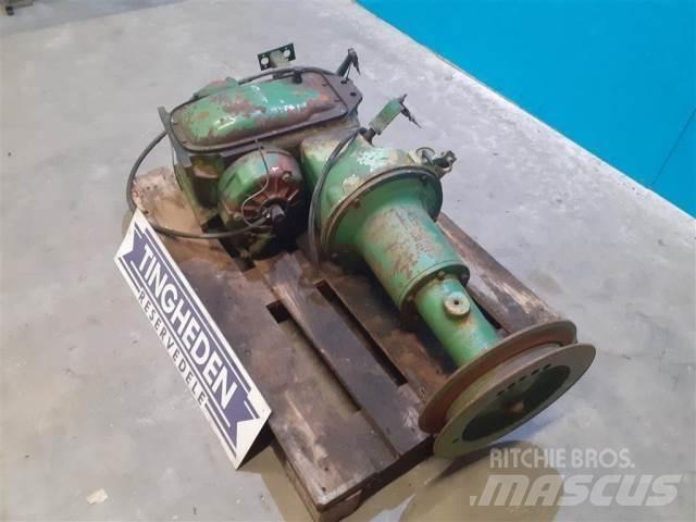John Deere 955 Transmisión