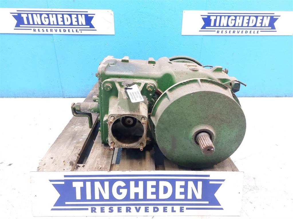 John Deere CTS Transmisión