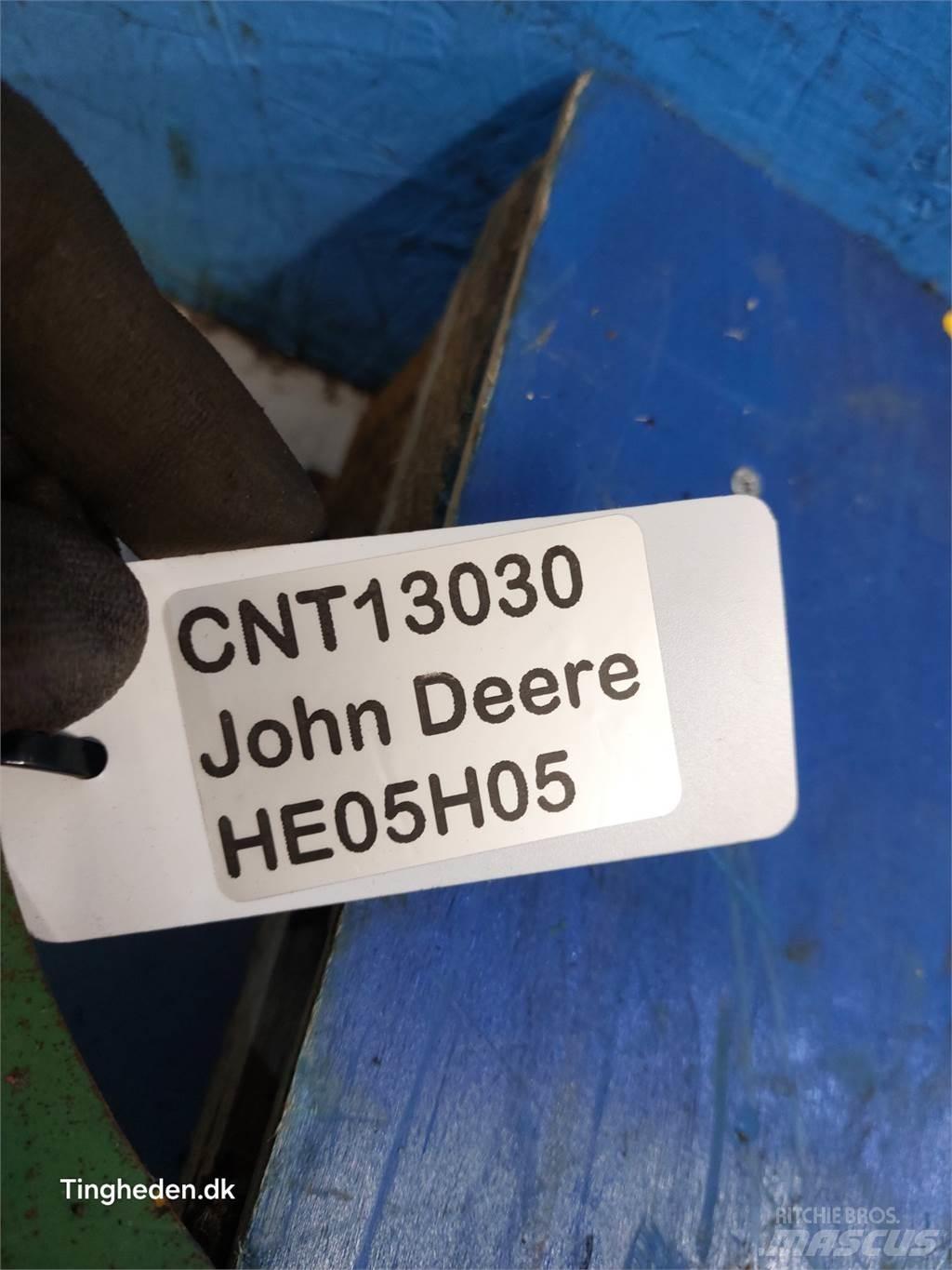 John Deere S670 Esparcidoras de arena y sal