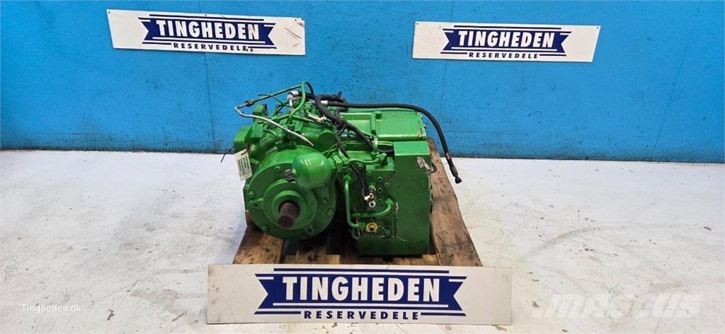 John Deere S690 Transmisión