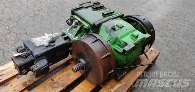 John Deere T670I Hidráulicos