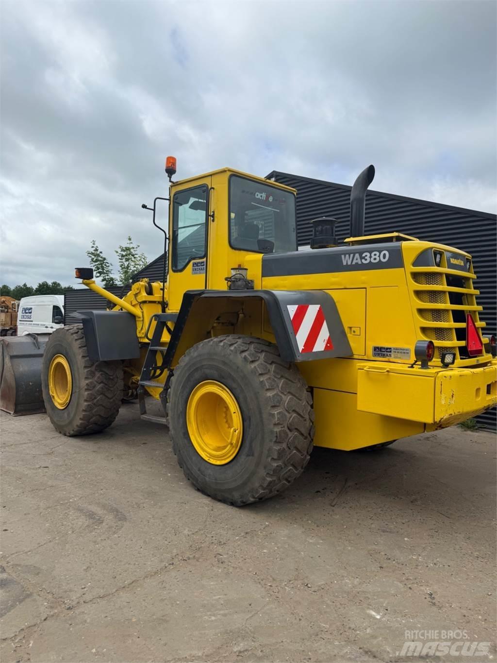 Komatsu WA380 Cargadoras sobre ruedas