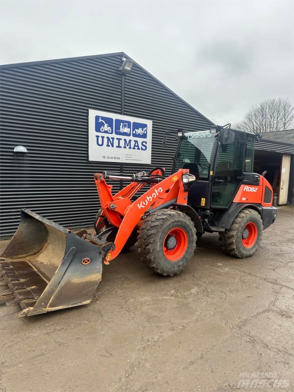 Kubota R082 Cargadoras sobre ruedas