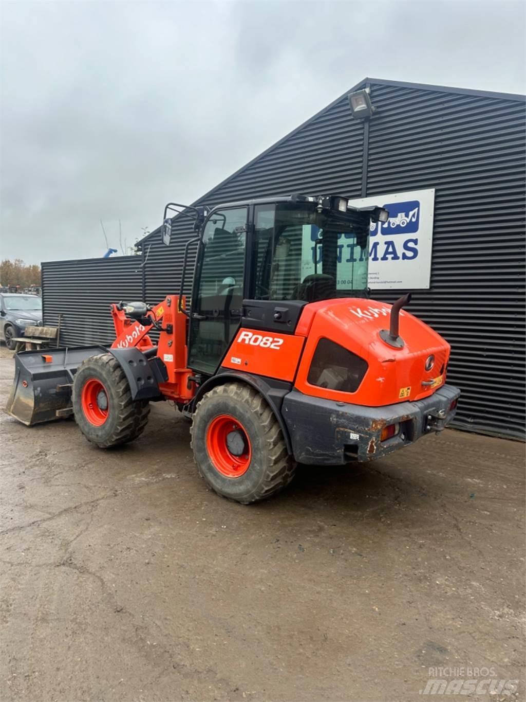 Kubota R082 Cargadoras sobre ruedas
