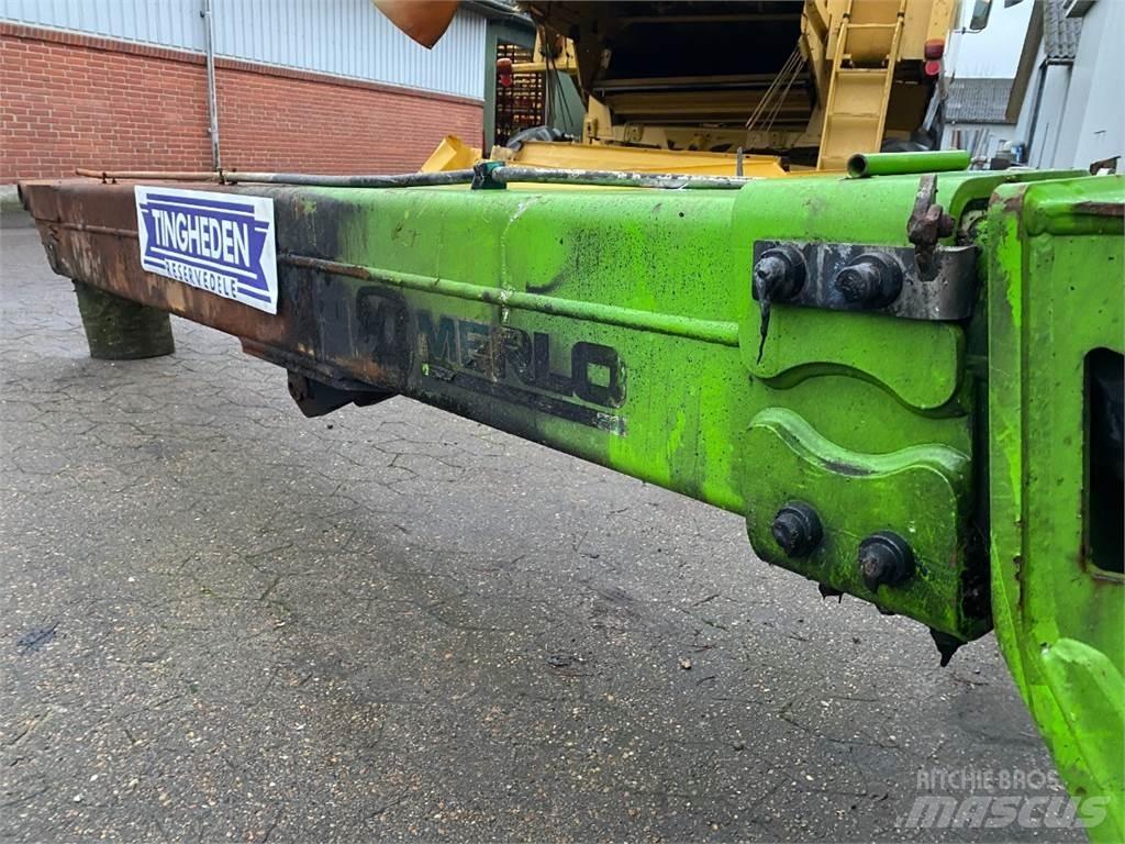 Merlo 25.6 Plataformas y cucharones