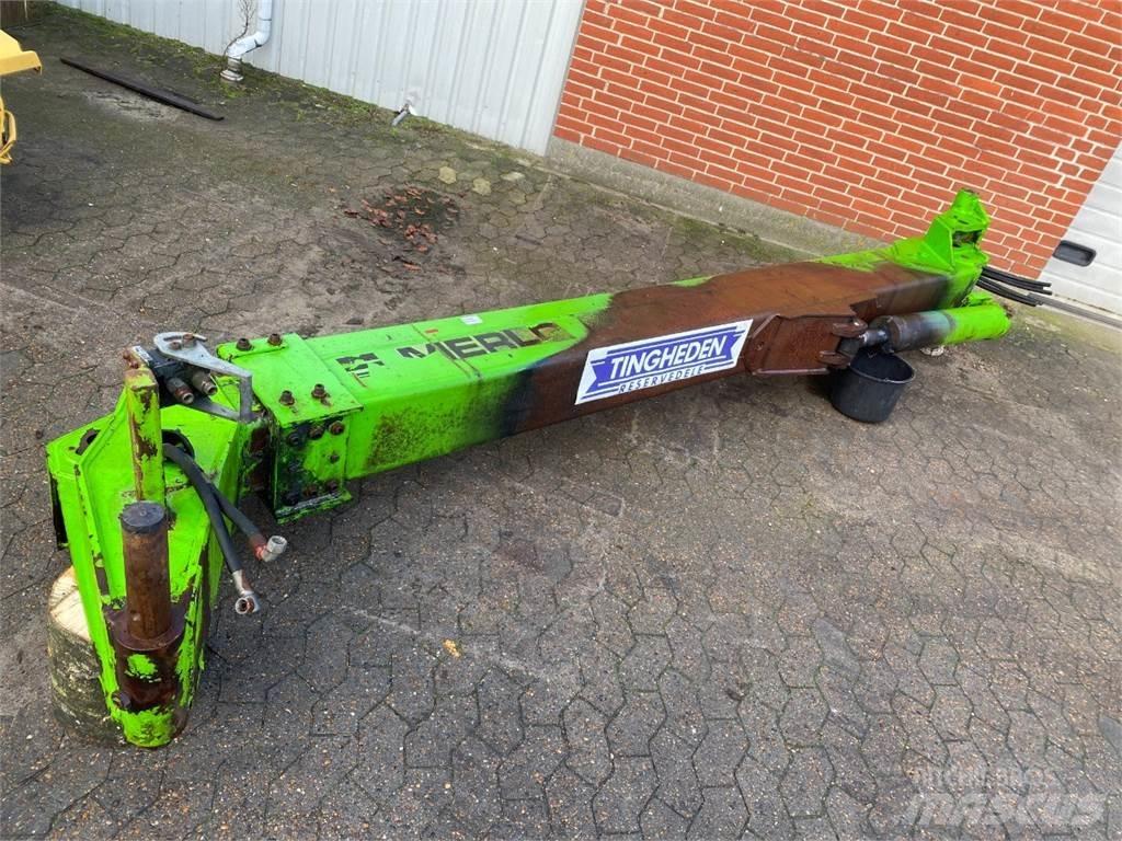 Merlo 28.7 Plataformas y cucharones