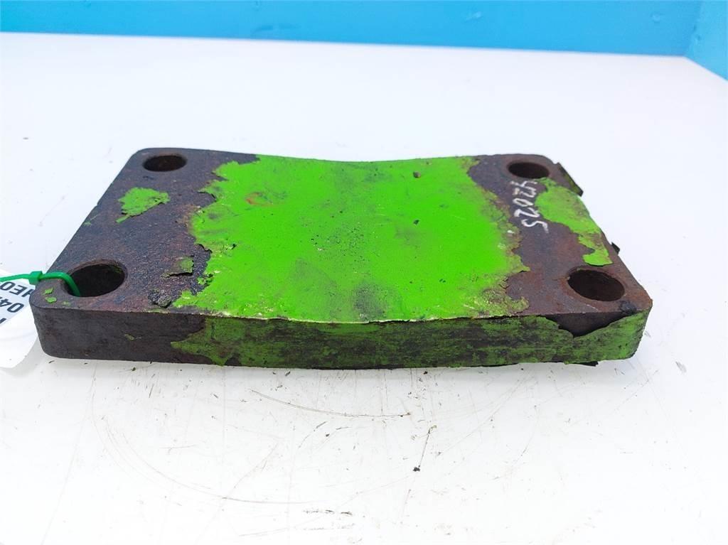 Merlo P41.7 Ejes