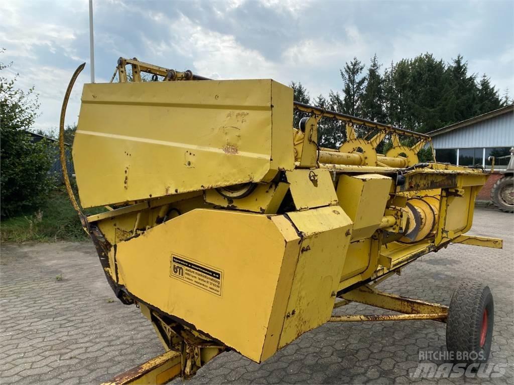 New Holland 15 Accesorios para cosechadoras combinadas