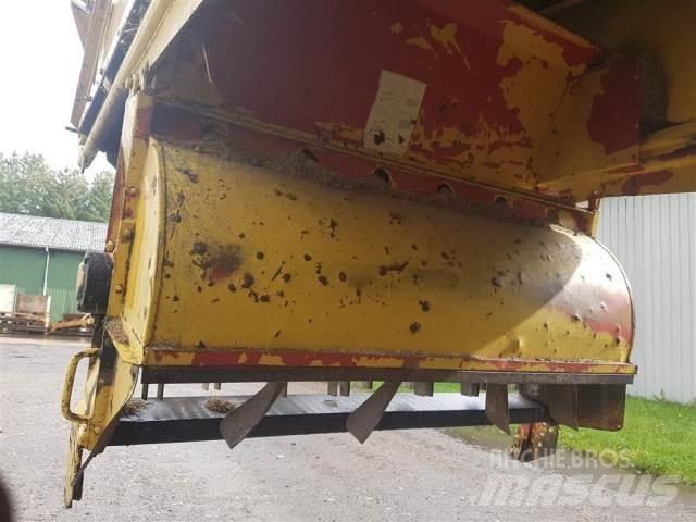 New Holland 1550 Accesorios para cosechadoras combinadas