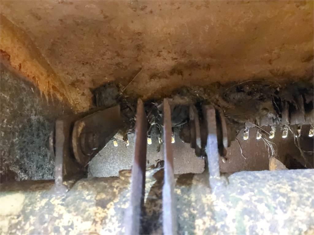 New Holland 8060 Accesorios para cosechadoras combinadas