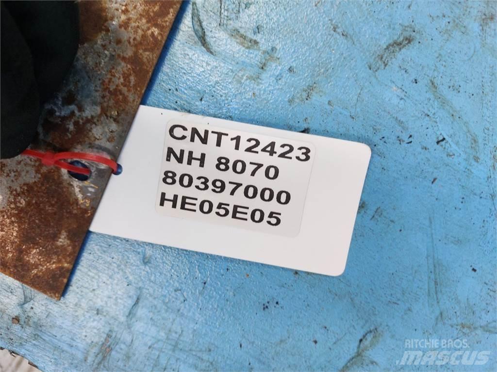 New Holland 8070 Accesorios para cosechadoras combinadas