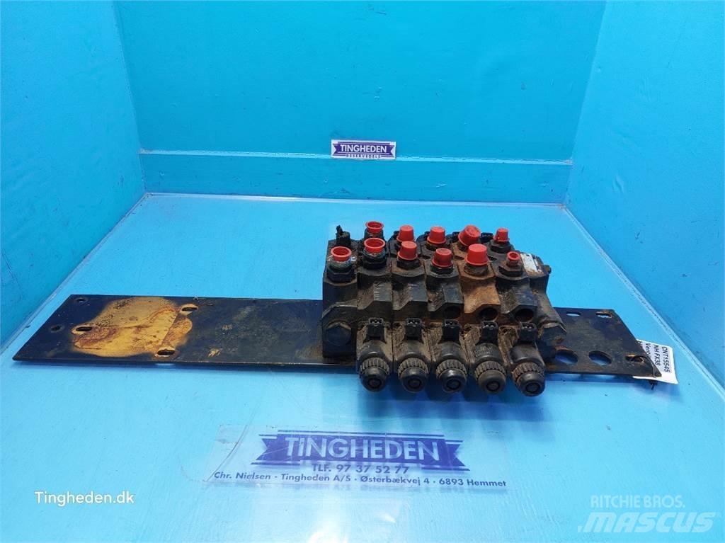 New Holland FX38 Accesorios para maquinaria de heno y forraje