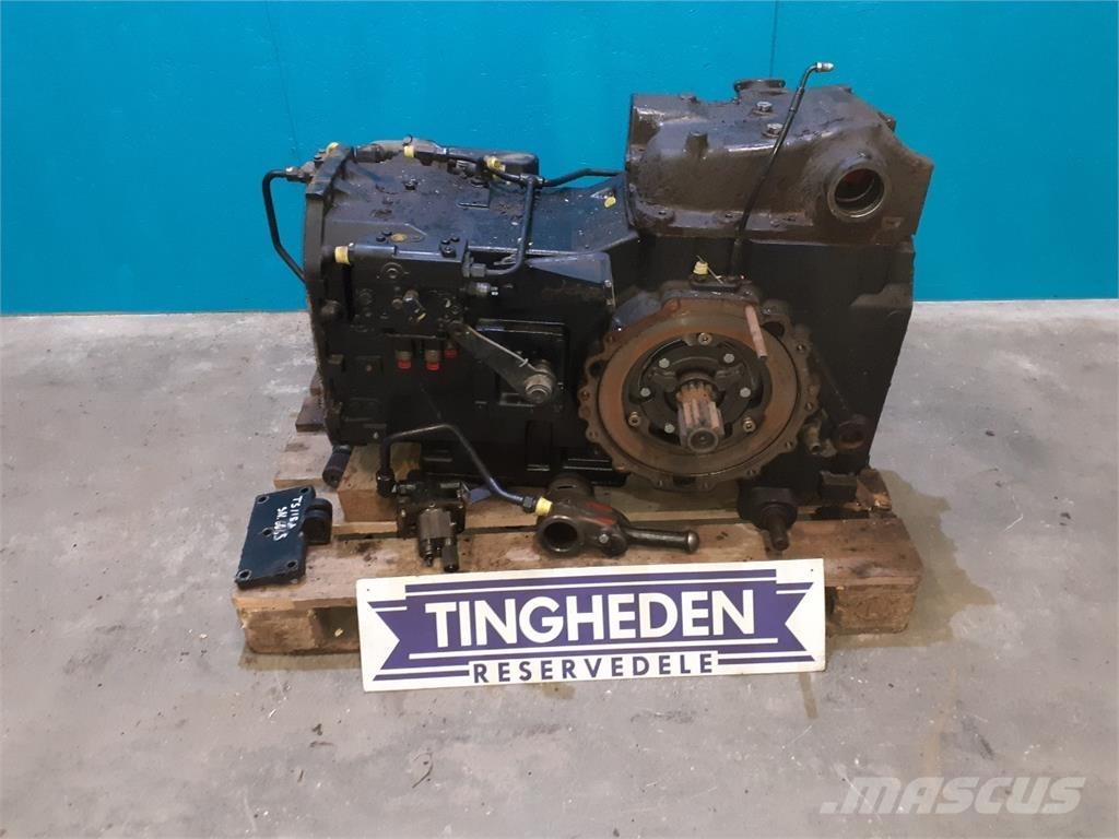 New Holland L85 Transmisión