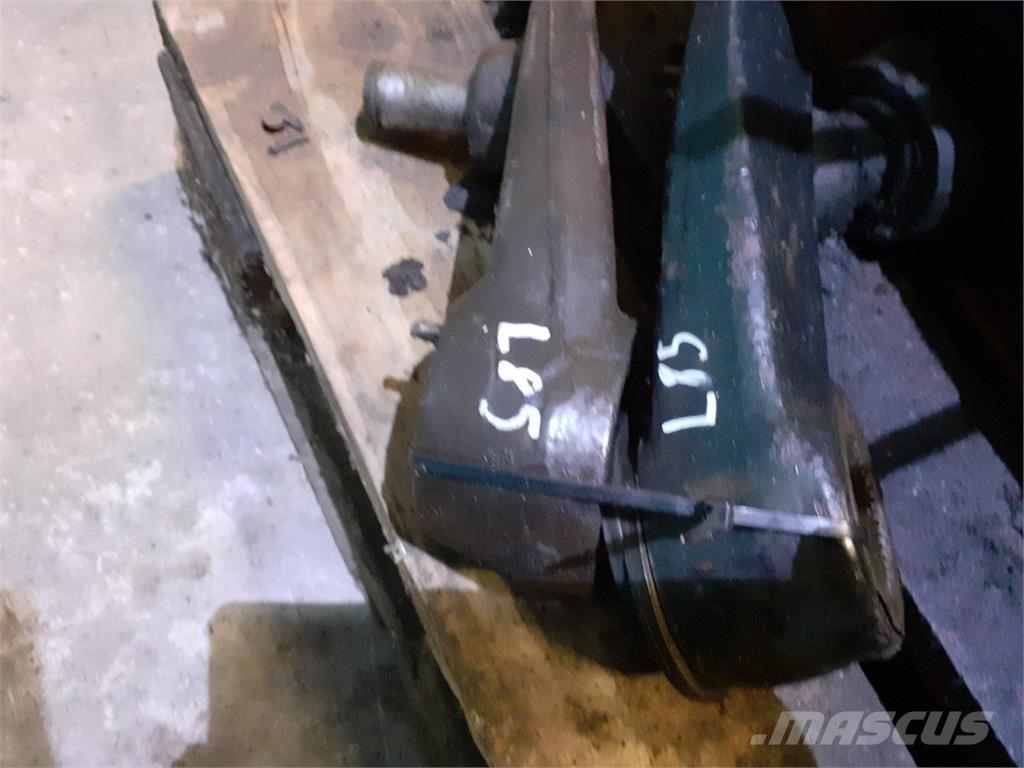 New Holland L85 Transmisión