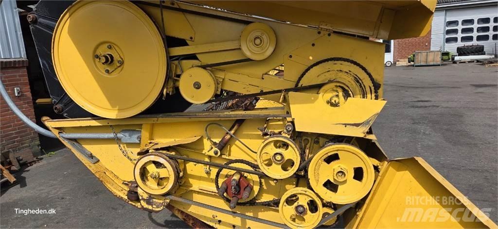 New Holland TX32 Accesorios para cosechadoras combinadas