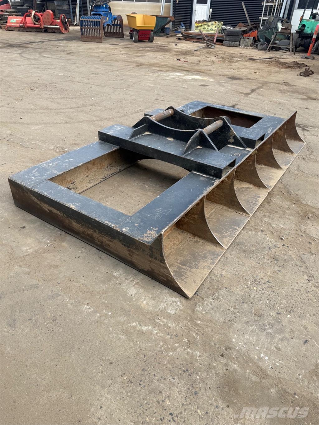  Planeringsbjælke Compactadoras