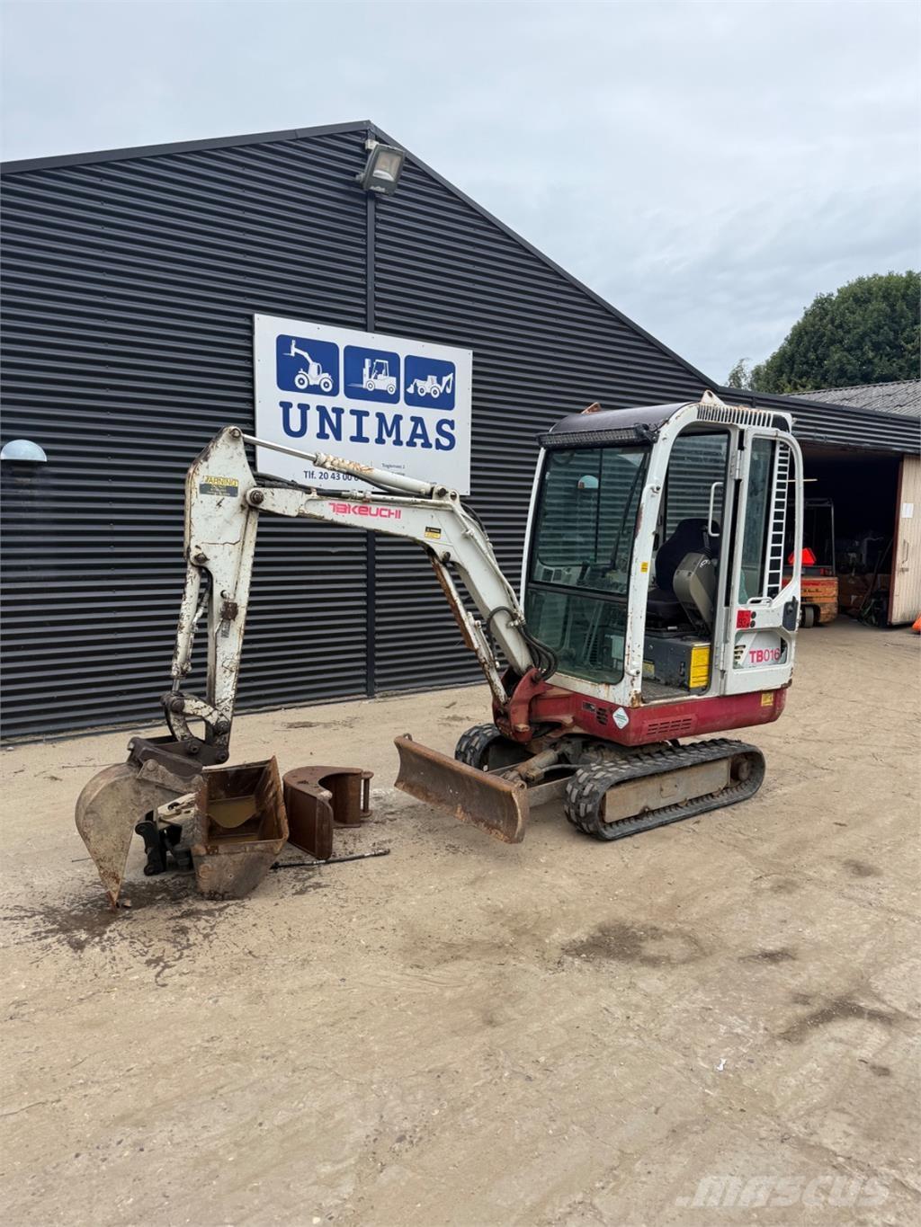 Takeuchi TB016 Mini excavadoras < 7t