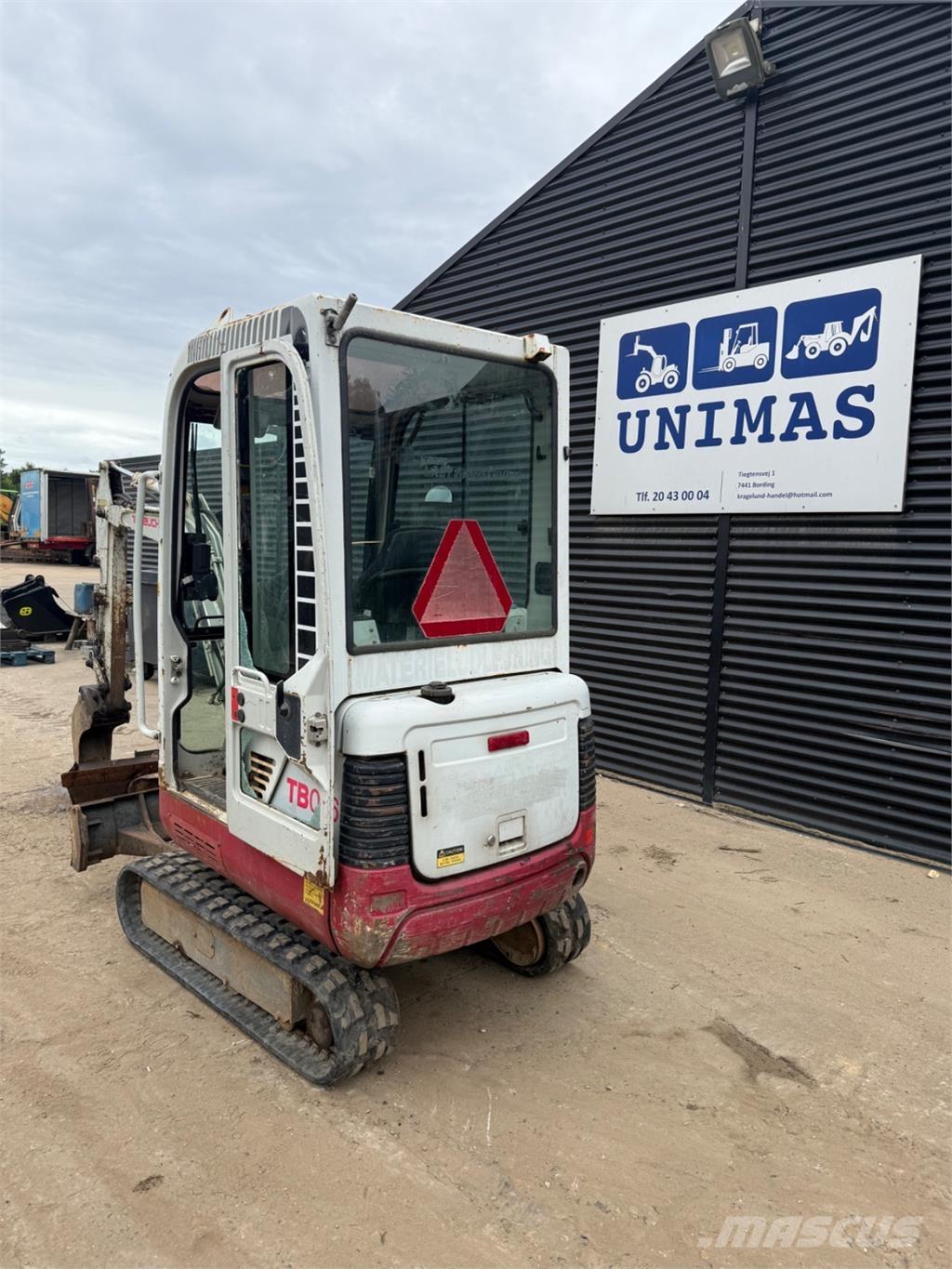 Takeuchi TB016 Mini excavadoras < 7t