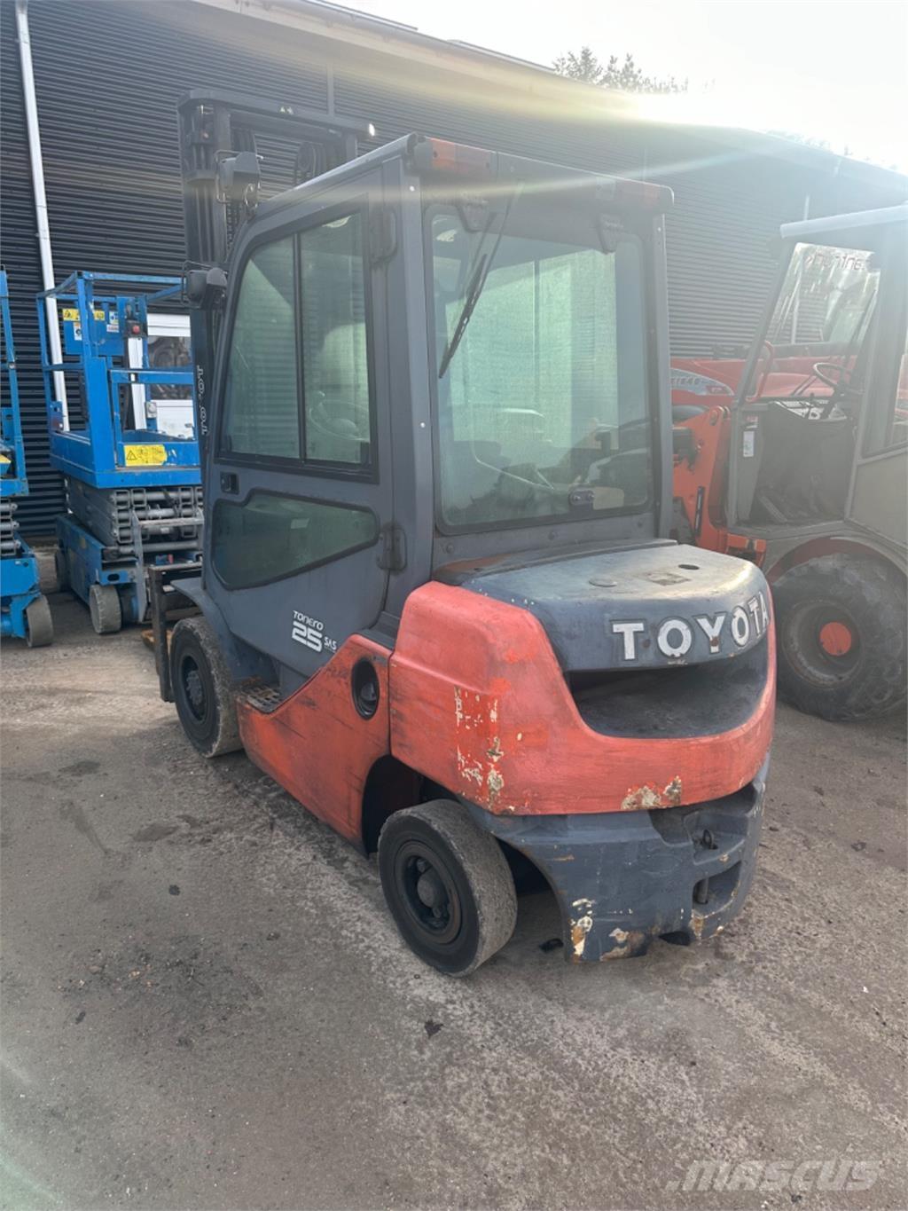 Toyota FD25 Carretillas diesel