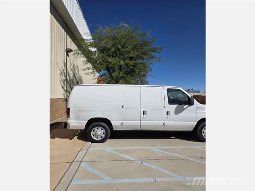 Ford E150 Furgonetas /Furgón