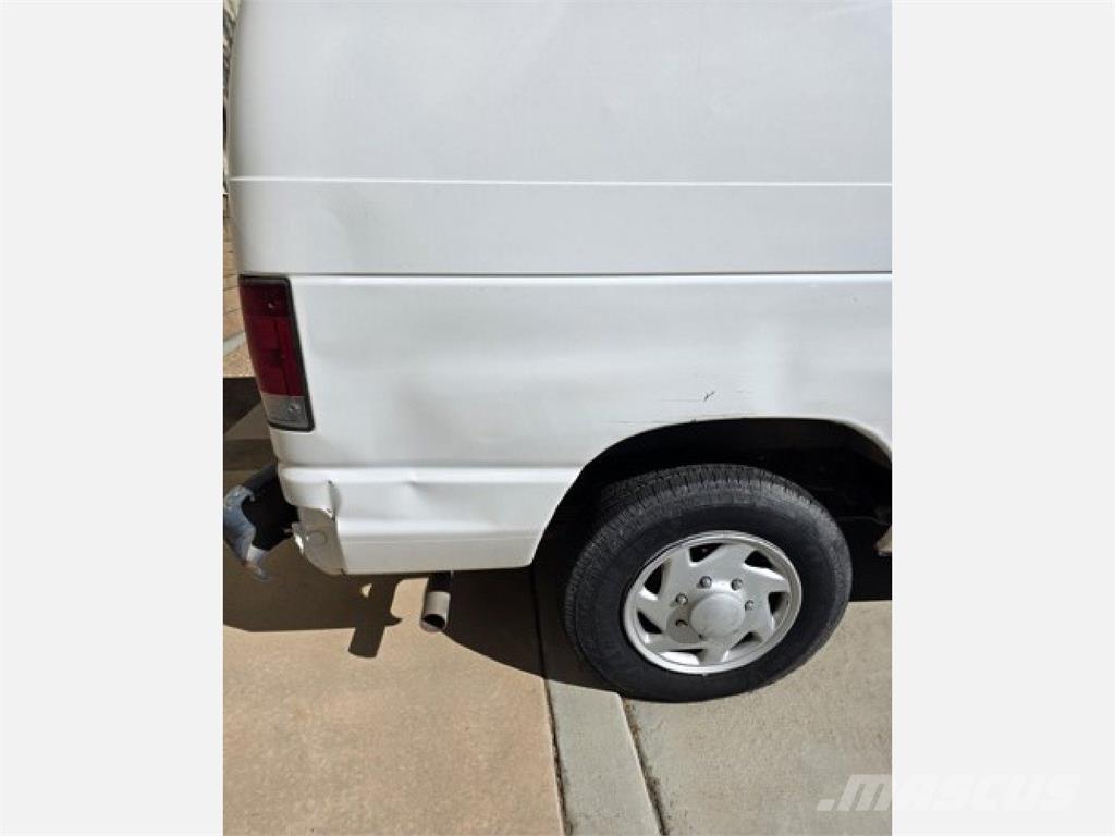 Ford E150 Furgonetas /Furgón