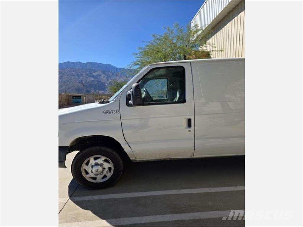 Ford E150 Furgonetas /Furgón
