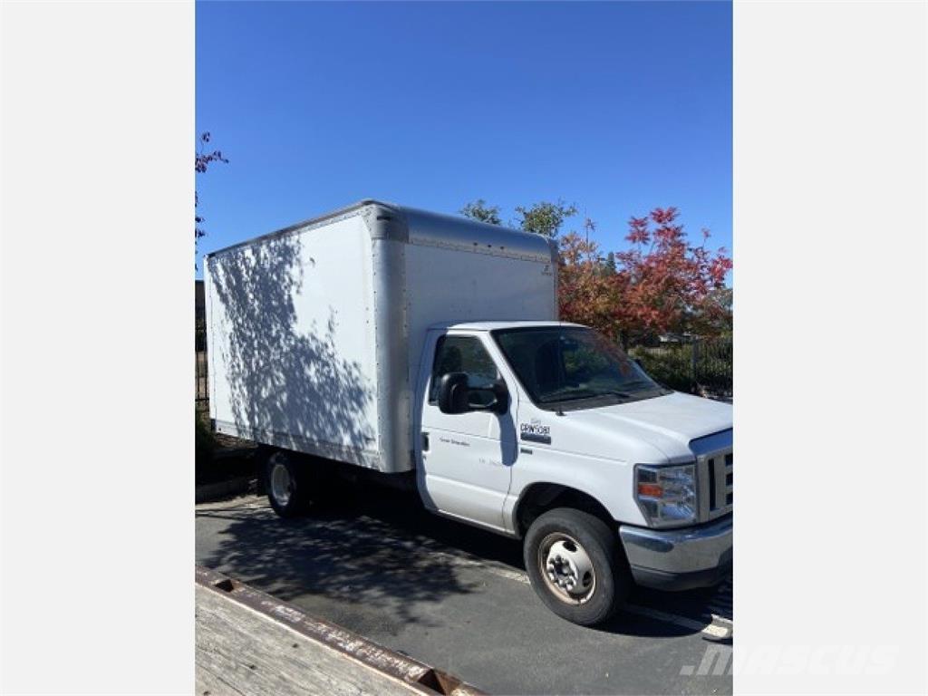 Ford E350 Camiones caja cerrada