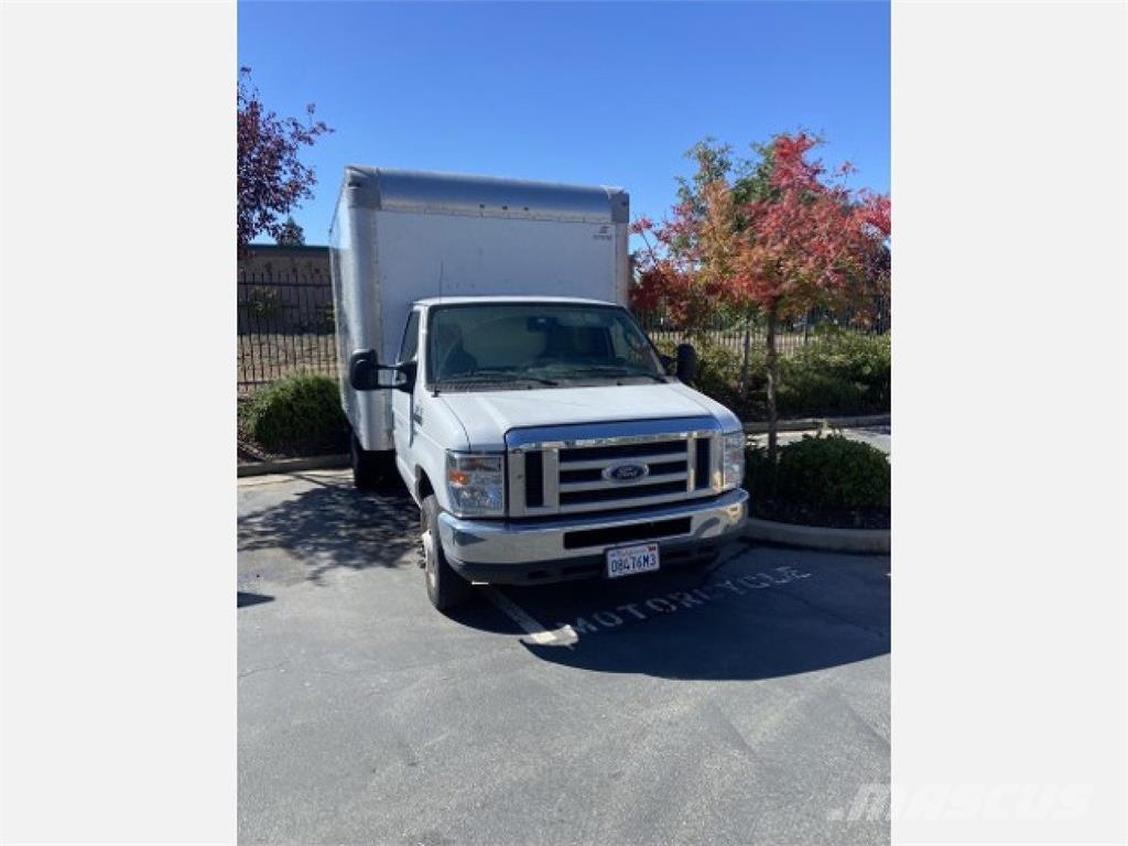 Ford E350 Camiones caja cerrada