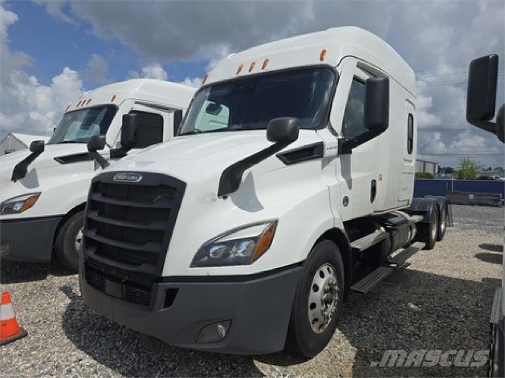 Freightliner CAS116 Cabezas tractoras