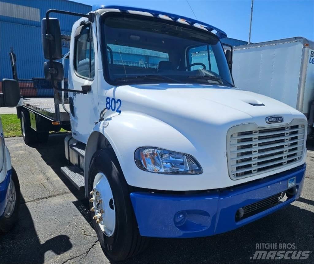 Freightliner M2 Camiones plataforma