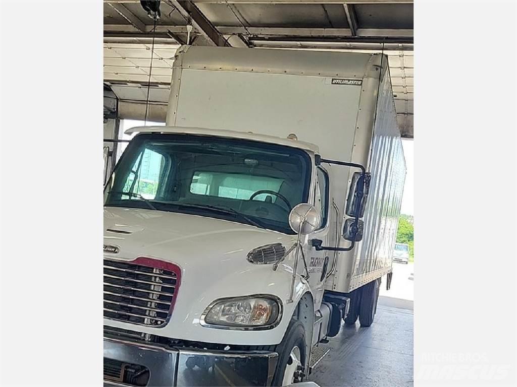 Freightliner M2 Camiones caja cerrada