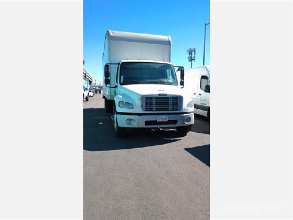 Freightliner M2 Camiones caja cerrada