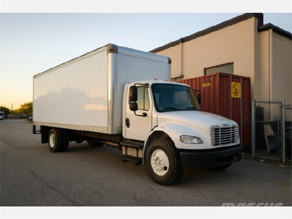 Freightliner M2 Camiones caja cerrada