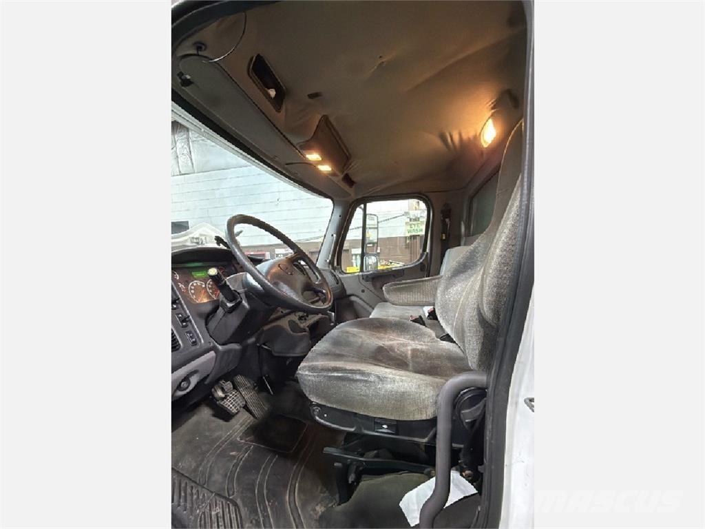 Freightliner M2 Isotermos y frigoríficos