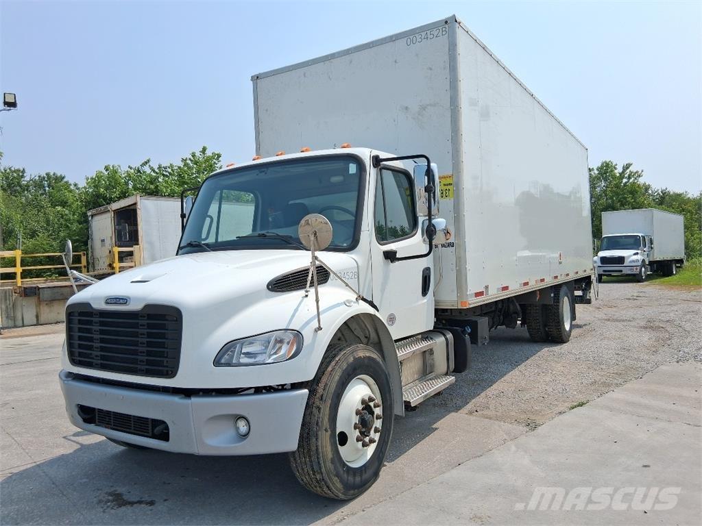 Freightliner M2-106 Camiones caja cerrada